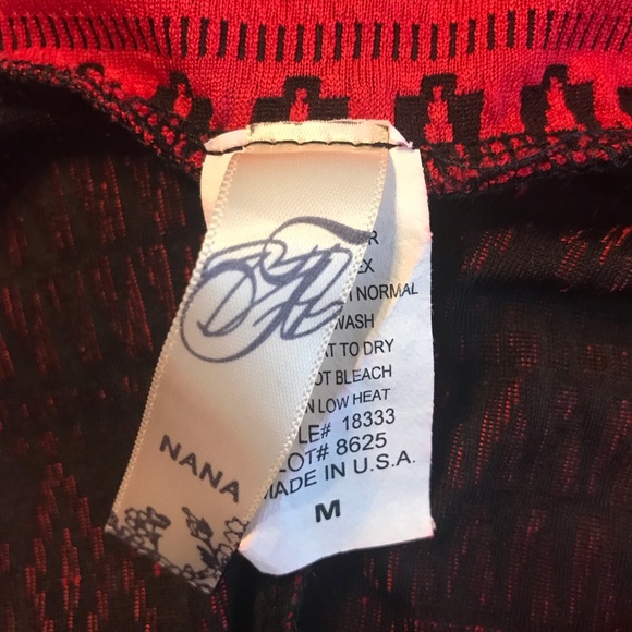 Red Patterned Skater Skirt - Picture 5 of 6